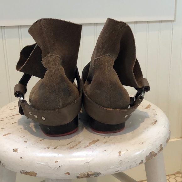 Joe’s Booties - Picture 6 of 9